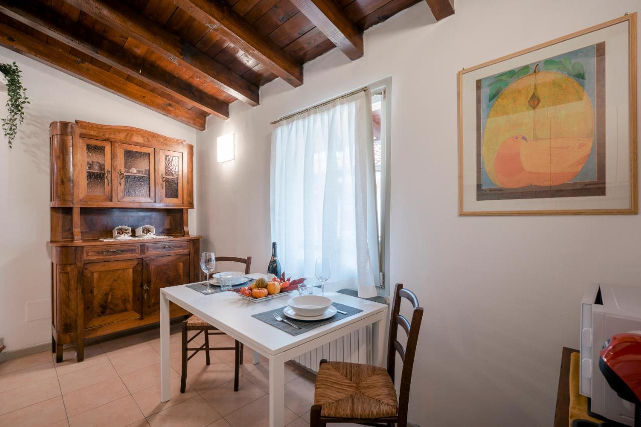Lovely Mansard Iseo Portelle Holiday With Private Parking And Bike Storage Exteriör bild